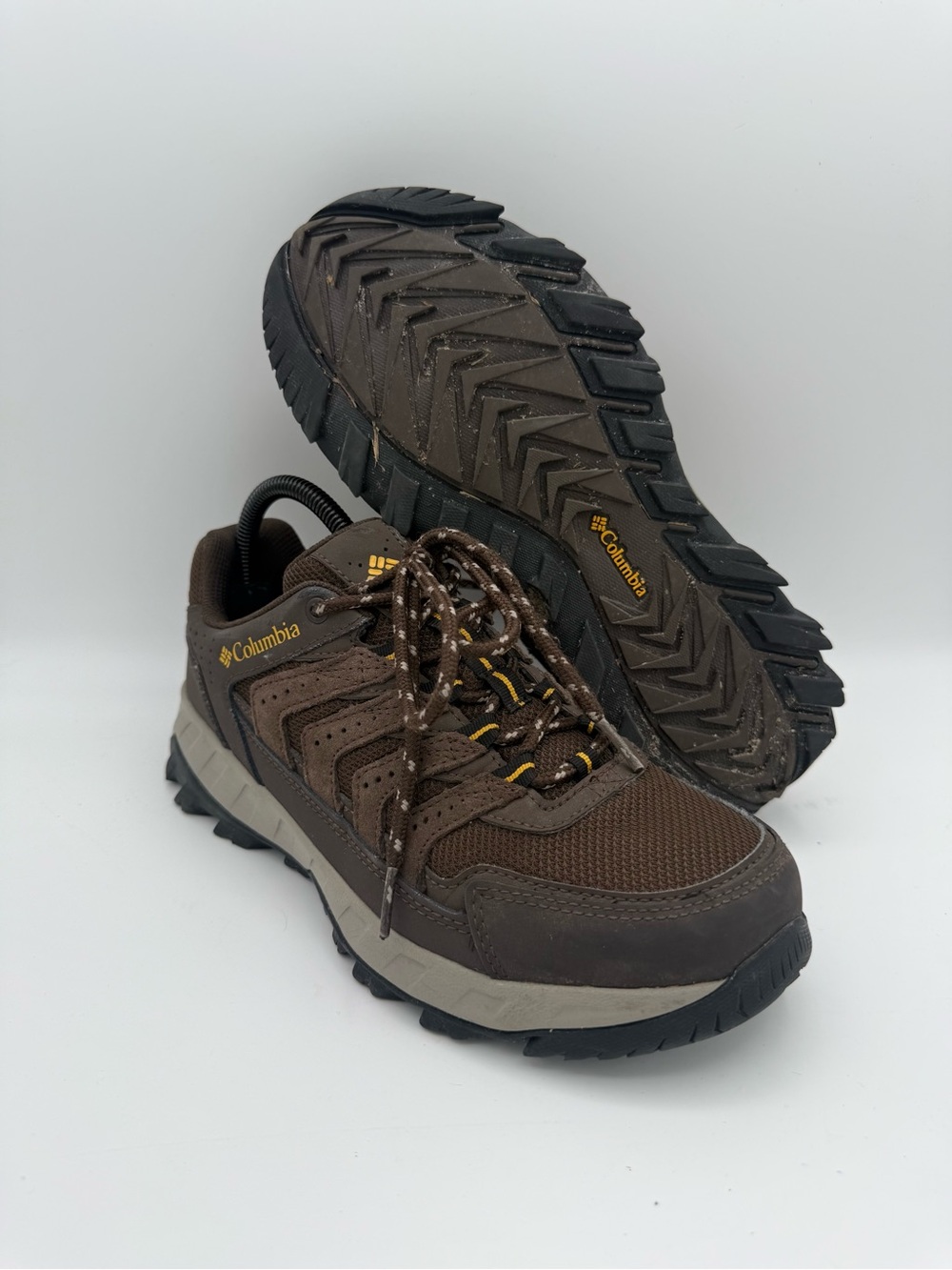 Men's Columbia Strata Trail Low Waterproof Brown Golden Yellow Hiking Shoes Sz 7